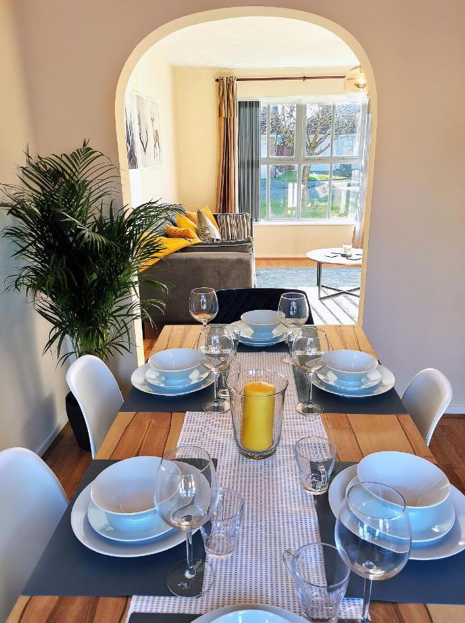 Emerald House - Spacious 3 Bed House With Ensuite Parking Gardens And Netflix Leamington Spa Eksteriør billede