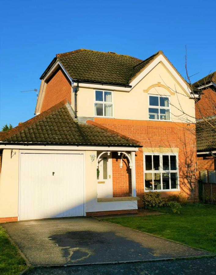 Emerald House - Spacious 3 Bed House With Ensuite Parking Gardens And Netflix Leamington Spa Eksteriør billede